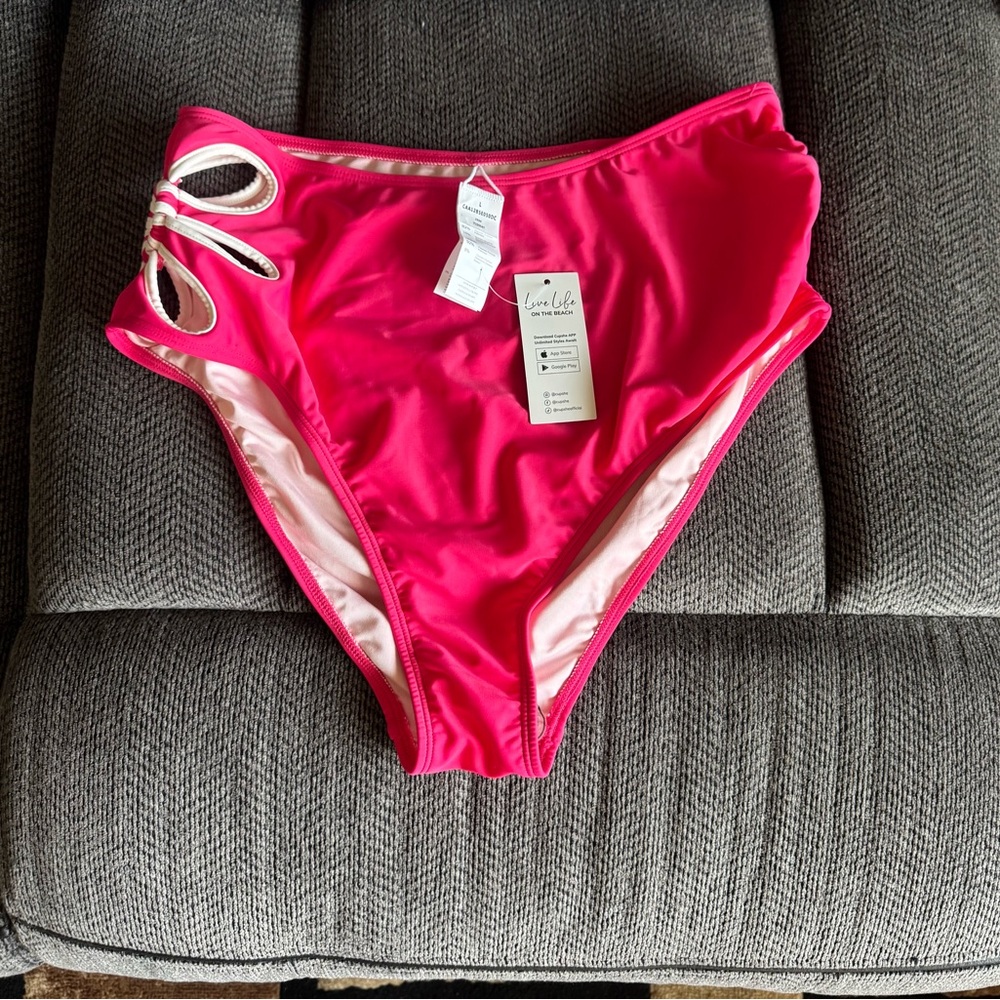Cupshe Hot Pink Bikini Bottoms with Side Cutouts Size Large NWT